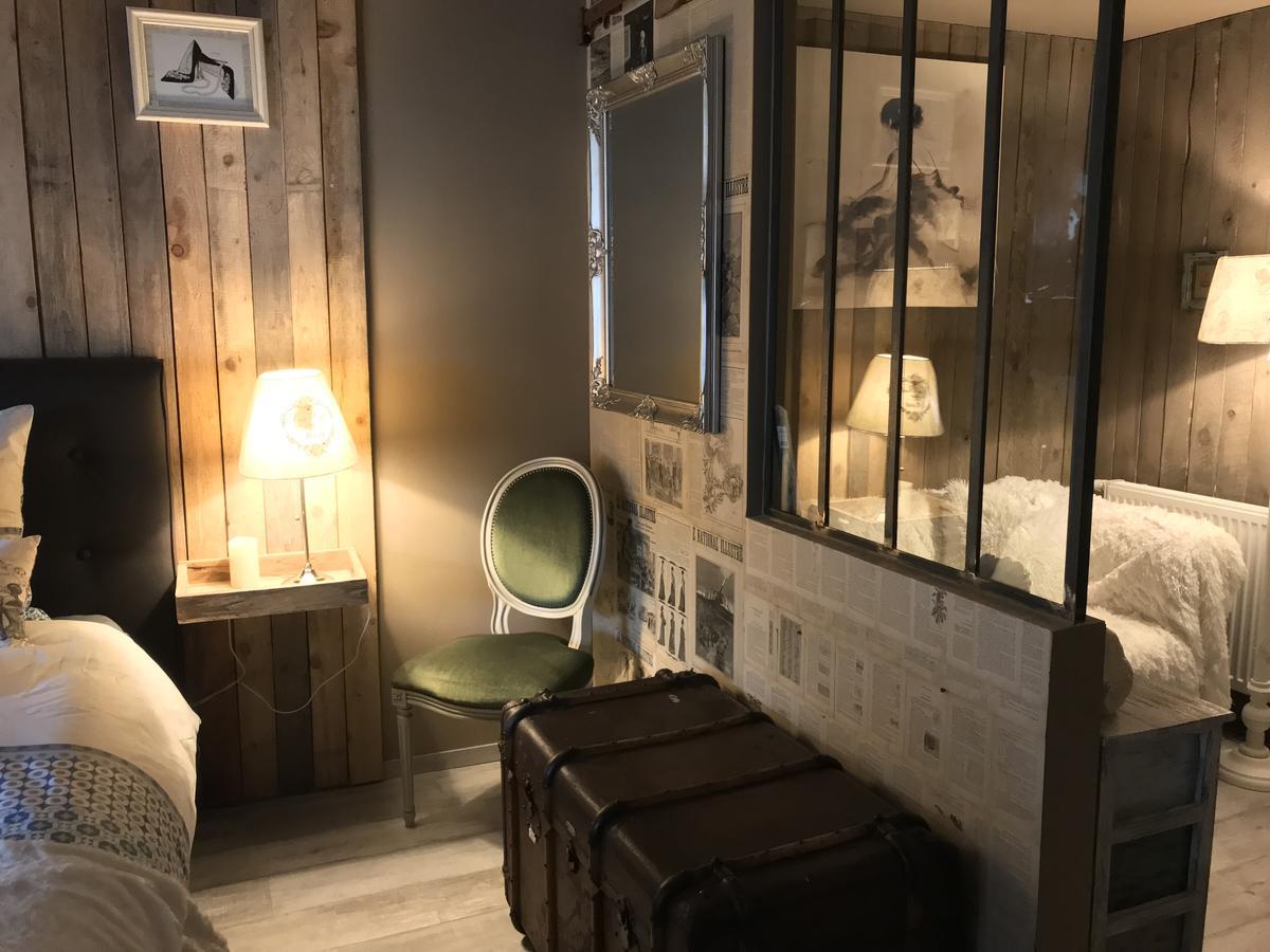 Le Relais De Chassepierre Hotel ภายนอก รูปภาพ
